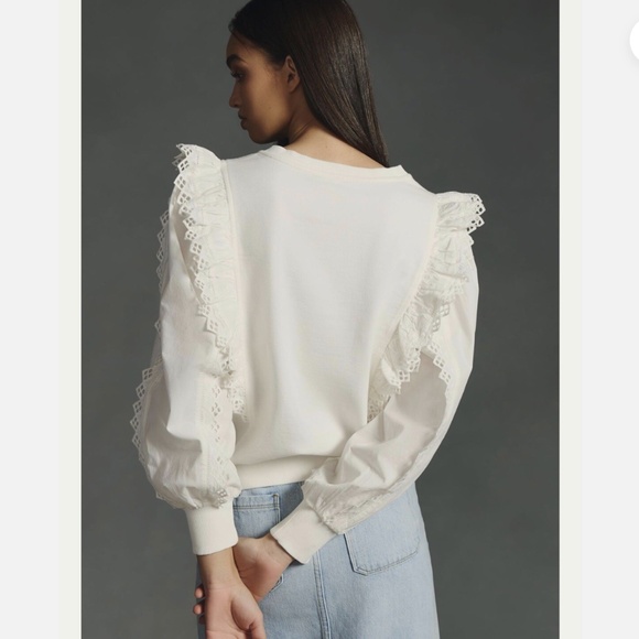 By Anthropologie Ruffle Sleeve Lace Trimmed Sweatshirt White Cream Size Medium - Picture 3 of 9